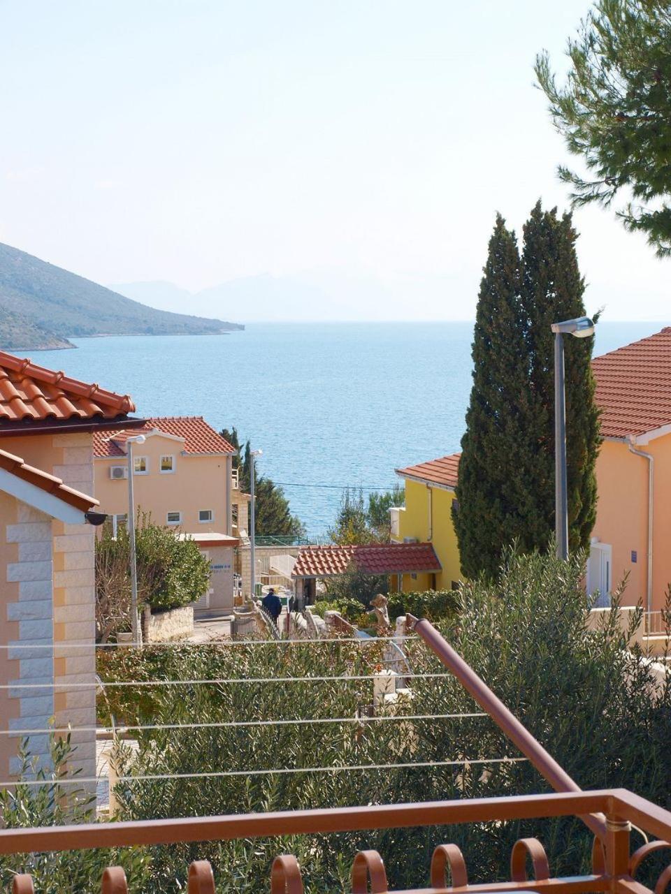 Apartments Mirja - 100M From The Beach & Parking Trogir Exteriér fotografie