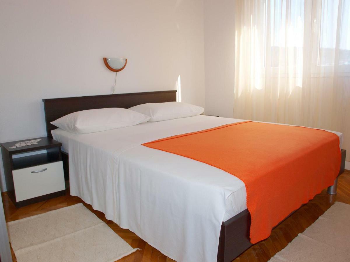 Apartments Mirja - 100M From The Beach & Parking Trogir Exteriér fotografie