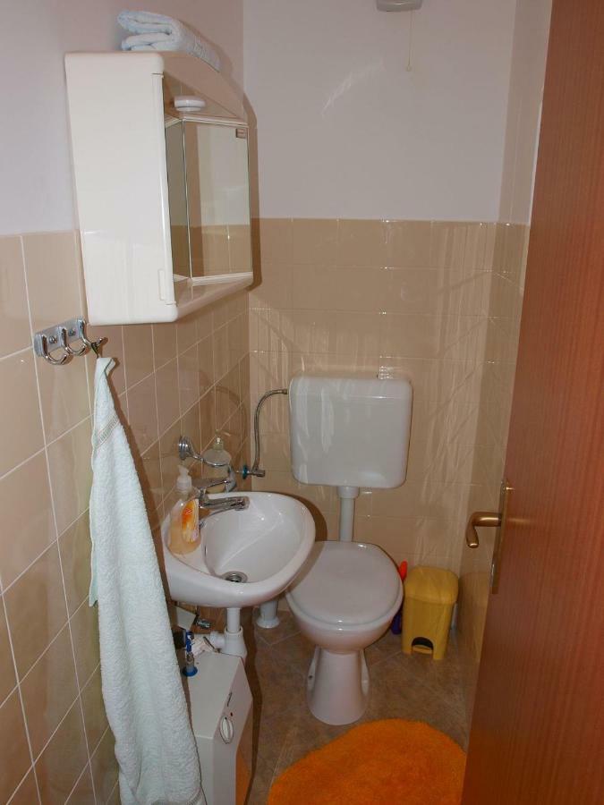 Apartments Mirja - 100M From The Beach & Parking Trogir Exteriér fotografie